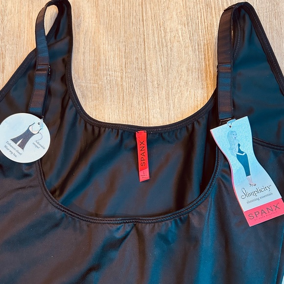 SPANX Shapewear Bodysuit in Black and Brown - Picture 5 of 12